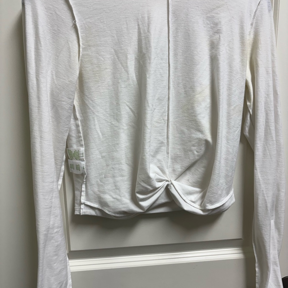 Lilly Pulitzer Off white Long Sleeve tie look Front Blouse